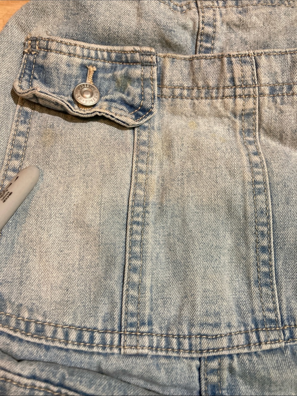 We the free light wash overall shorts!! - Picture 10 of 10